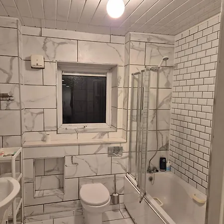 Double Close To Tramline *